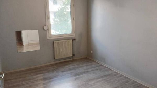 Appartement 3 pièces                                        - 69100 Villeurbanne Réf : 5047