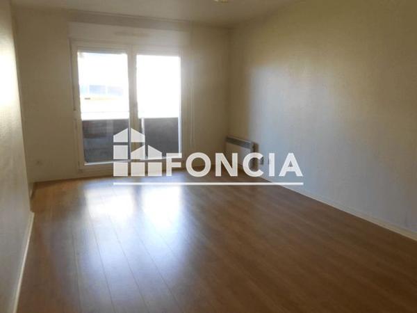 Location Studio 31 m² - 75 69 67A 67B RUE D'ISLE Limoges 87000