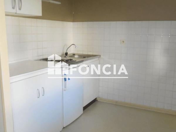 Location Studio 31 m² - 75 69 67A 67B RUE D'ISLE Limoges 87000