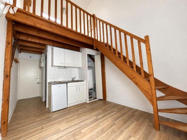 NANTES CENTRE (St MIHIEL-QUAI DE VERSAILLES) Studio 23m²