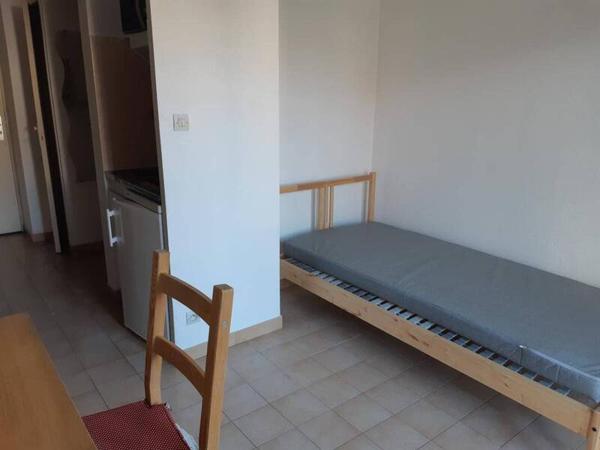 Appartement 1 pièce                                        - 38100 Grenoble Réf : 5472