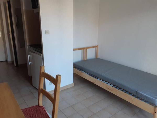 Appartement 1 pièce                                        - 38100 Grenoble Réf : 5472