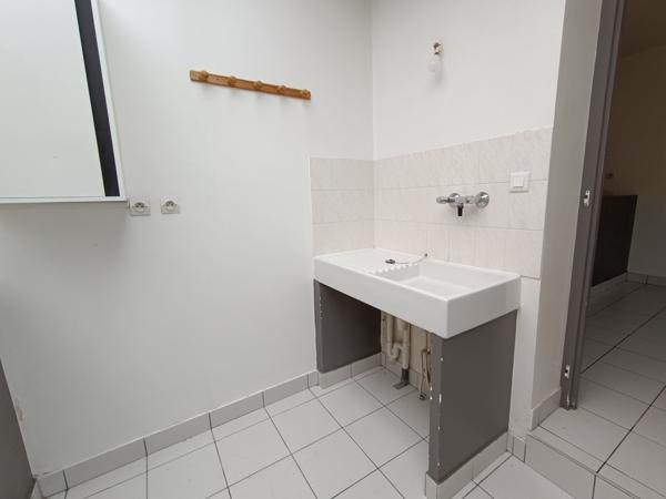 MAISON 2 PIECES PROCHE CENTRE VILLE