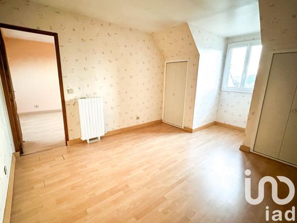 House for sale 6 rooms 143 m² Livry-sur-Seine