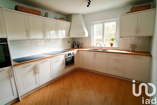 House for sale 6 rooms 143 m² Livry-sur-Seine