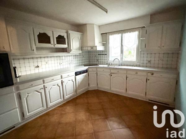 House for sale 6 rooms 143 m² Livry-sur-Seine