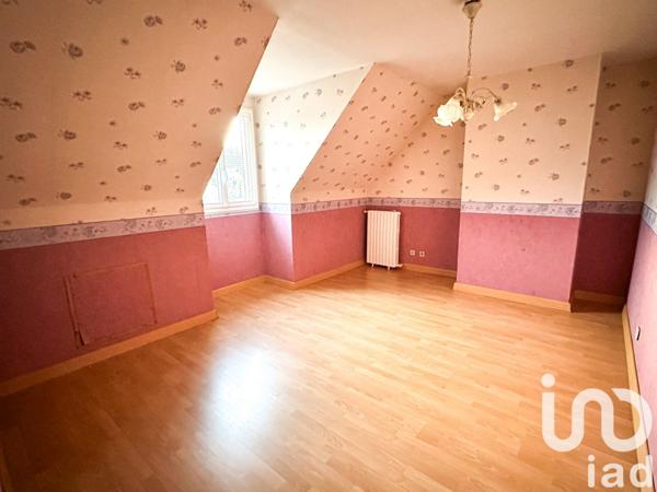 House for sale 6 rooms 143 m² Livry-sur-Seine