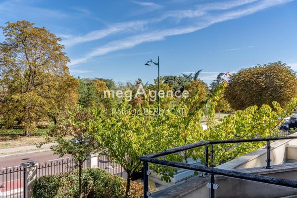Appartement à CHARENTON-LE-PONT, 94220 - 2 pièces 51m²