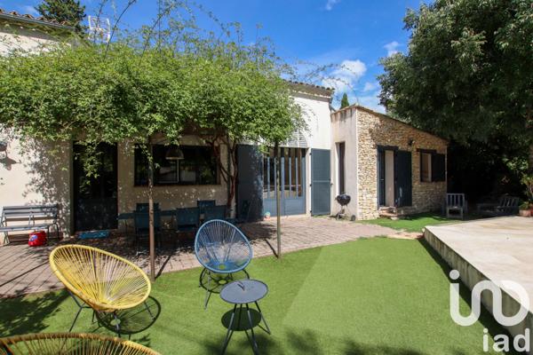 Maison à vendre 6 pièces 137 m² Nîmes