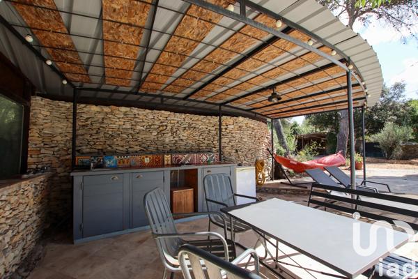 Maison à vendre 6 pièces 137 m² Nîmes