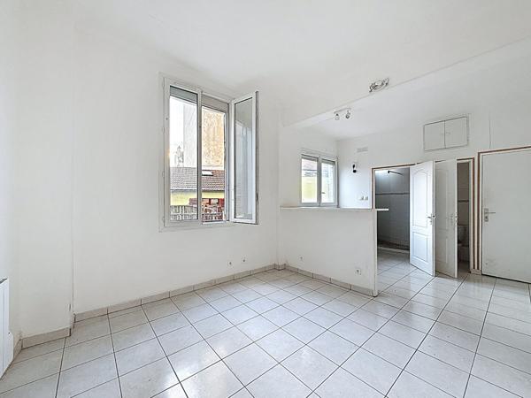 APPARTEMENT BAGNOLET