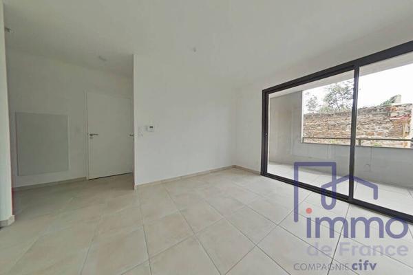 Appartement 2 pièces                                        - 42530 Saint-Genest-Lerpt Réf : VA38998-CIFVFOREZVELAY