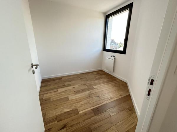 A LOUER : T2 à MARCQ EN BAROEUL • Clemenceau • 947 € CC • Réf. L8617P