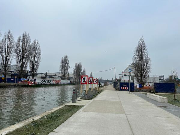 MURS DE COMMERCE LIBRE A VENDRE 170M² + TERRASSE 20M²