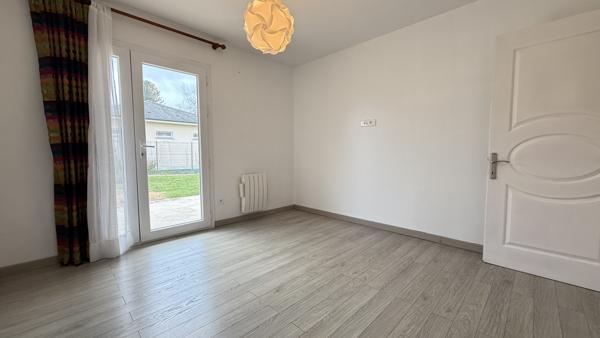 Le Vernet (03200) Vente à terme libre - Maison de plain-pied élevée sur sous-sol avec terrain