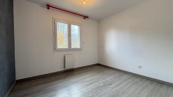 Le Vernet (03200) Vente à terme libre - Maison de plain-pied élevée sur sous-sol avec terrain