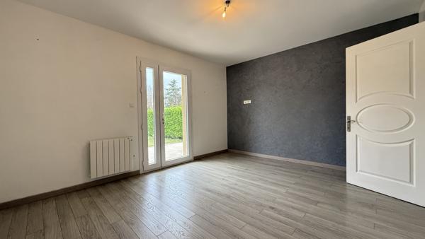 Le Vernet (03200) Vente à terme libre - Maison de plain-pied élevée sur sous-sol avec terrain