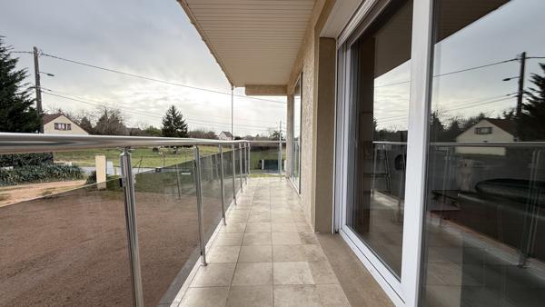 Le Vernet (03200) Vente à terme libre - Maison de plain-pied élevée sur sous-sol avec terrain