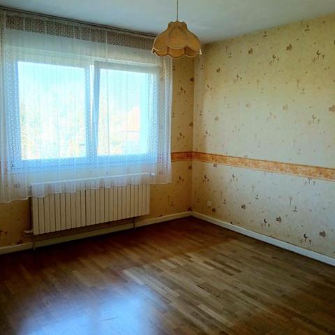 Maison indépendante avec 1000m2 de terrain