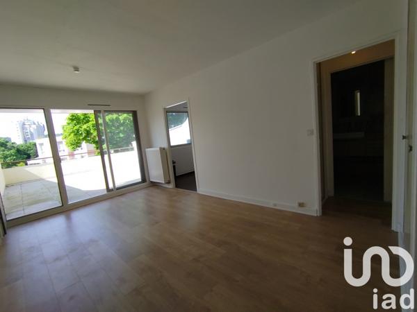 Appartement 1 pièce de 39 m² à Massy (91300)