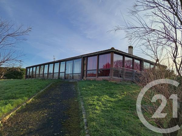 Maison à vendre  7 pièces - 225 m2 L HOUMEAU - 17