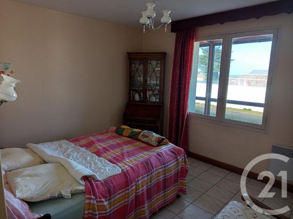 Maison à vendre  7 pièces - 225 m2 L HOUMEAU - 17