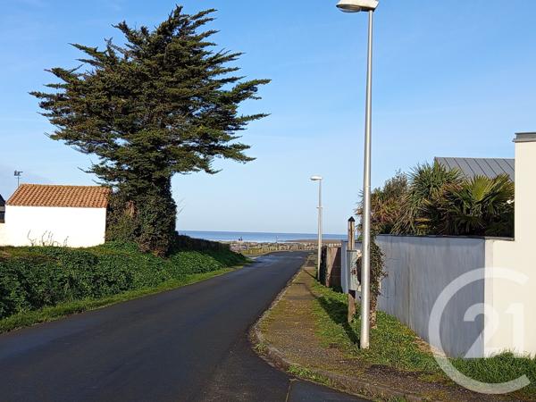 Maison à vendre  7 pièces - 225 m2 L HOUMEAU - 17