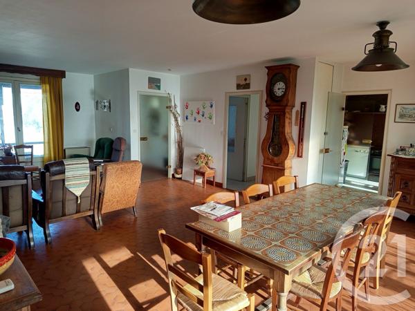 Maison à vendre  7 pièces - 225 m2 L HOUMEAU - 17