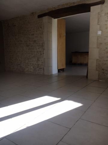 Menetou-Salon (18510) Maison en Pierre de Type Longère 4 Pièces de 94m2 + Grange et dépendances