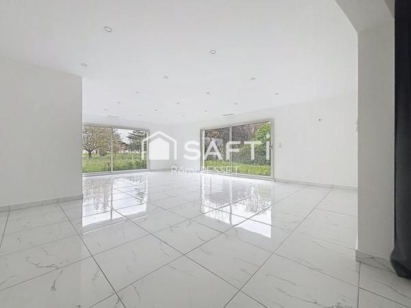 A vendre belle villa moderne avec dépendance de 200m²