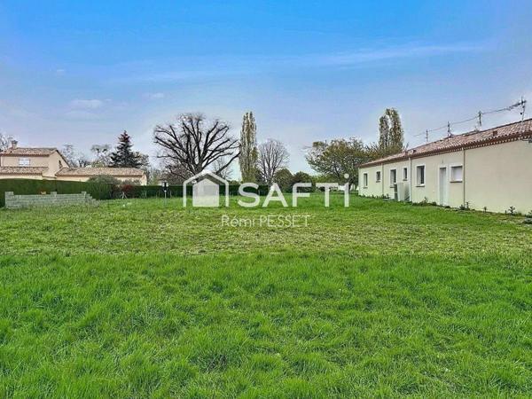 A vendre belle villa moderne avec dépendance de 200m²