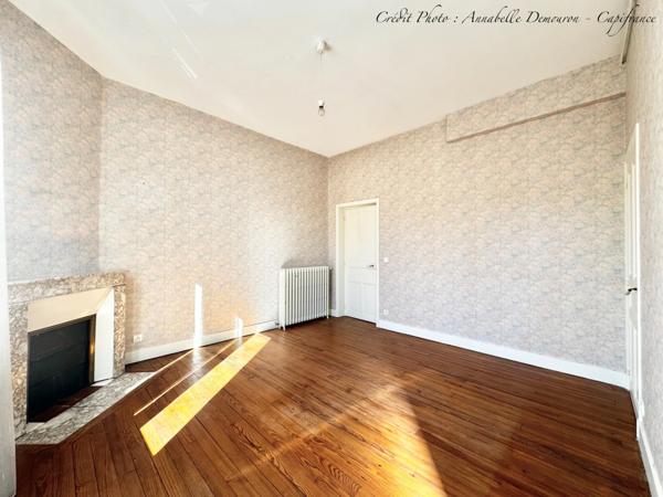 CHAMALIÈRES – MAISON DE FAMILLE EN PIERRE – 215 M² – 5 CHAMBRES – JARDINET – GARAGE