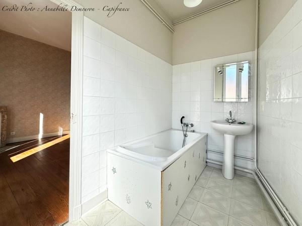 CHAMALIÈRES – MAISON DE FAMILLE EN PIERRE – 215 M² – 5 CHAMBRES – JARDINET – GARAGE