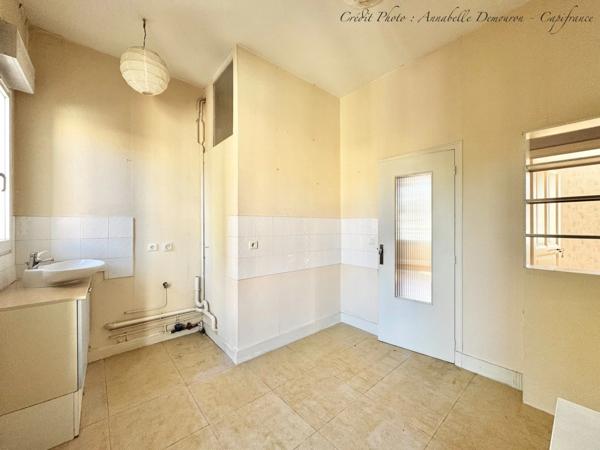 CHAMALIÈRES – MAISON DE FAMILLE EN PIERRE – 215 M² – 5 CHAMBRES – JARDINET – GARAGE