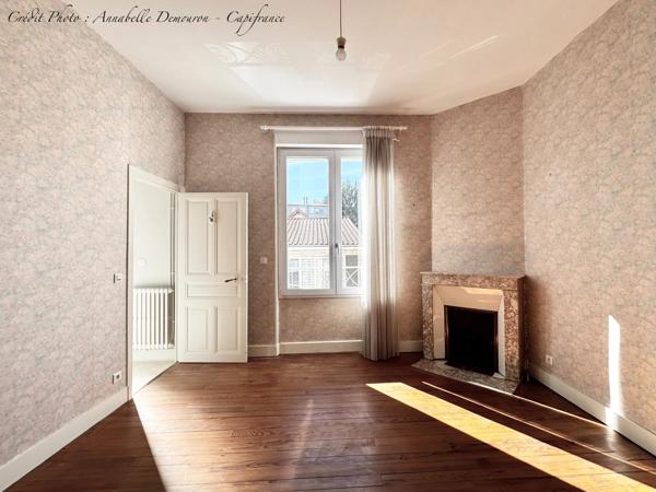 CHAMALIÈRES – MAISON DE FAMILLE EN PIERRE – 215 M² – 5 CHAMBRES – JARDINET – GARAGE