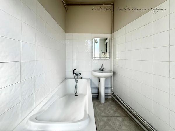 CHAMALIÈRES – MAISON DE FAMILLE EN PIERRE – 215 M² – 5 CHAMBRES – JARDINET – GARAGE