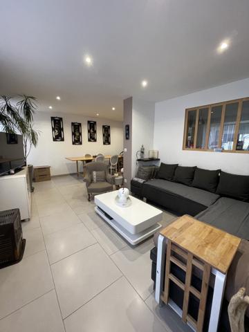 Maison T6 en Pierre avec jardin et atelier - Plus qu'un espace ...