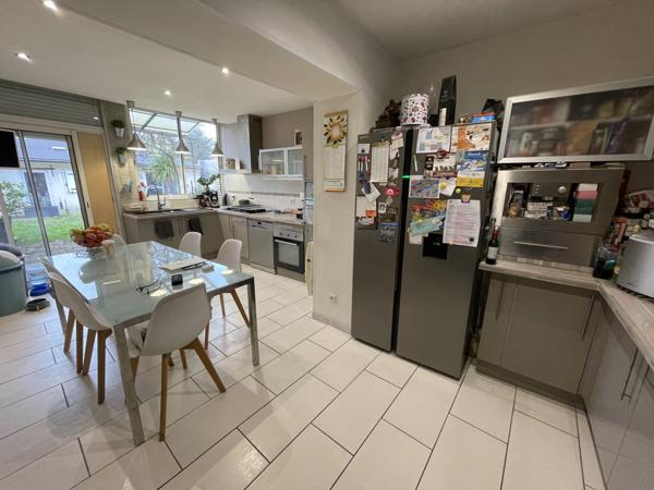 Maison T6 en Pierre avec jardin et atelier - Plus qu'un espace ...