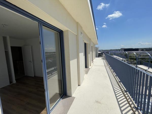 Appartement T4/5 avec Terrasse et Parking proche de toutes les commodités