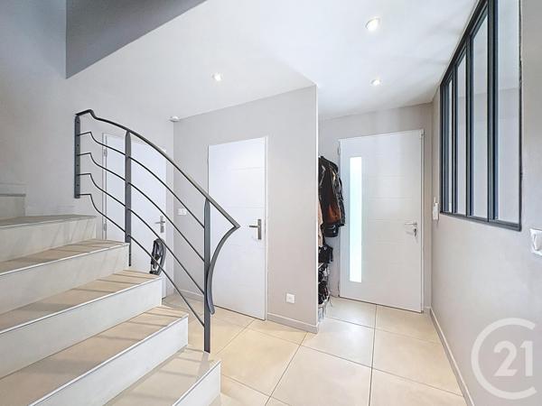 Maison à vendre  5 pièces - 95 m2 RAPHELE LES ARLES - 13