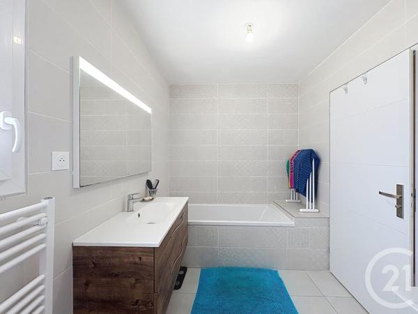 Maison à vendre  5 pièces - 95 m2 RAPHELE LES ARLES - 13