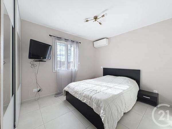 Maison à vendre  5 pièces - 95 m2 RAPHELE LES ARLES - 13