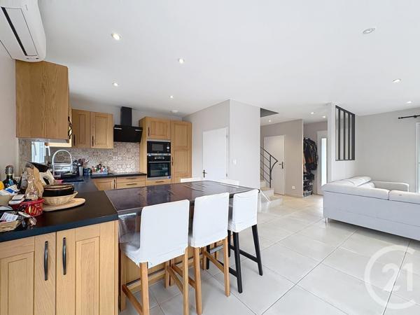 Maison à vendre  5 pièces - 95 m2 RAPHELE LES ARLES - 13