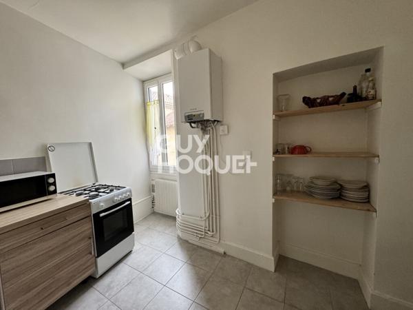SPÉCIAL INVESTISSEUR – APPARTEMENT T2 MEUBLÉ VENDU LOUÉ À CAHORS