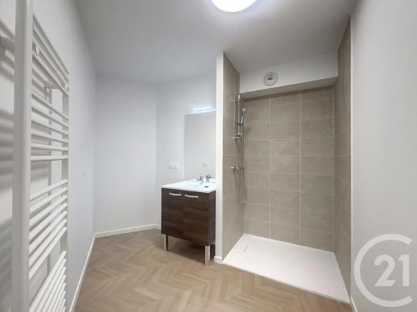 Appartement T4 à vendre  4 pièces - 89,35 m 2   THEIX NOYALO  - 56