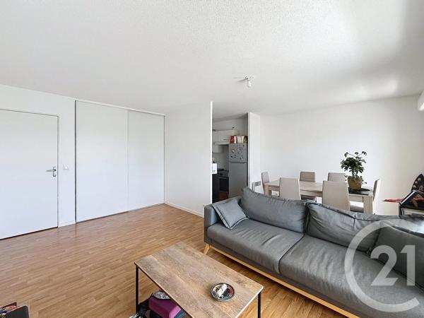 Appartement T3 à vendre  3 pièces - 58,91 m 2   VANNES  - 56