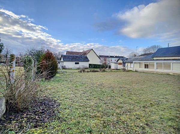 Terrain AMBOISE 540 m2 et garage