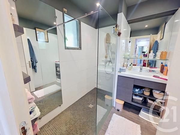 Maison à vendre  6 pièces - 215 m 2   PLOEMEUR  - 56