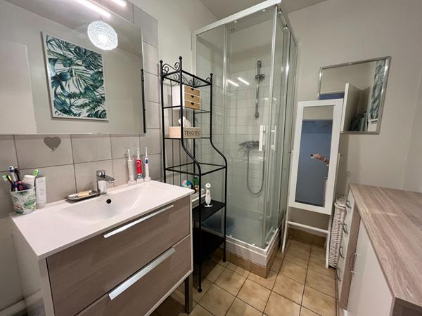 Hypercentre ! Maison Bruz 6 pièces environ 115 m2 (132 au sol) - Jardin plein SUD au calme -