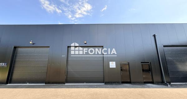 Location Local commercial 1 pièce 588 m² - Le Petit-quevilly 76140